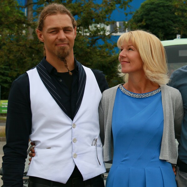 Alex und seiner Mutter